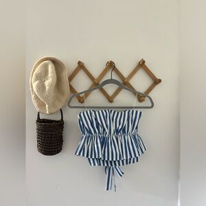 NEW WITHOUT TAGS BOUTIQUE DO + BE STRAPLESS STRIPED TOP